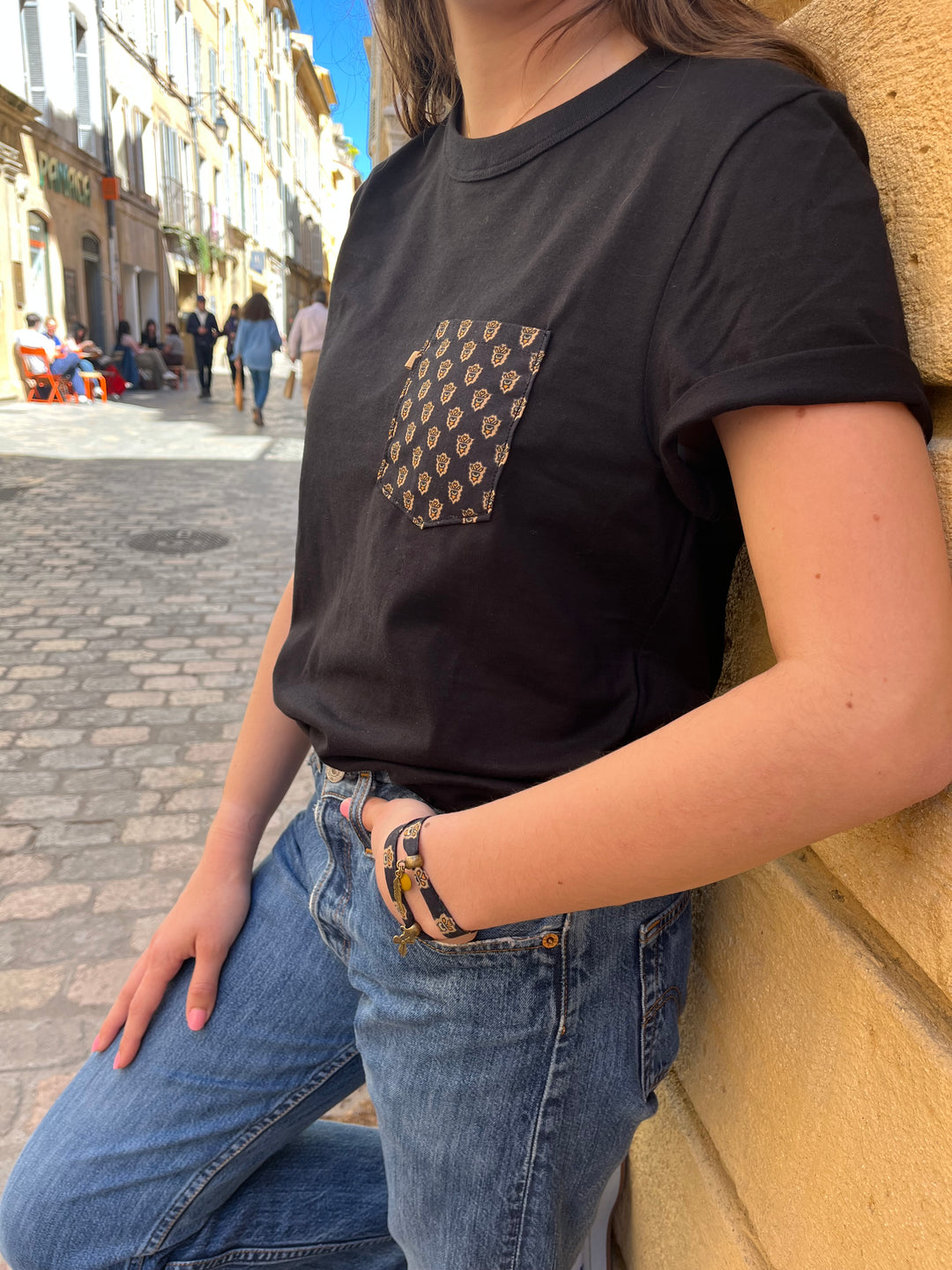 T-shirt mixte noir manches courtes poche noir/marron César