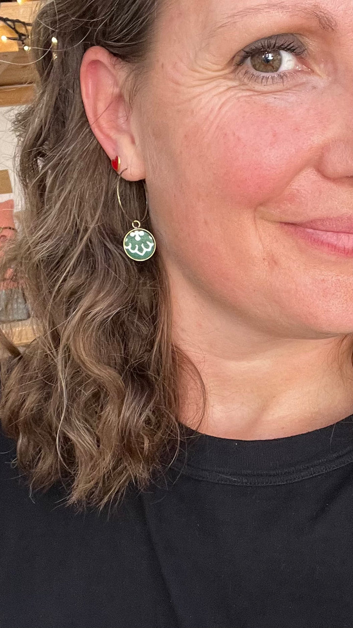 Boucles d’oreilles créoles provencales Mazette vertes