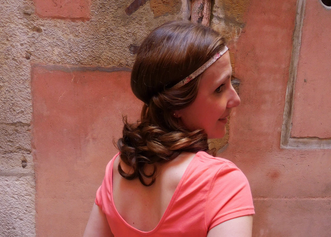 Headband fin gris fleuri l’Eyraguais