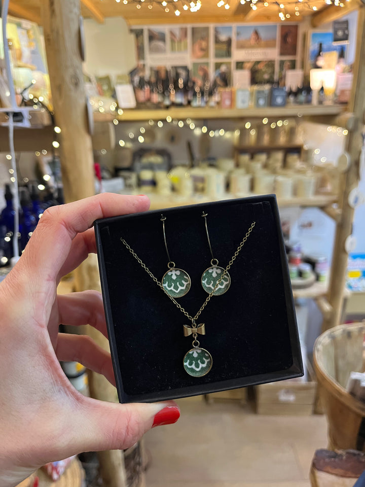 Boucles d’oreilles créoles provencales Mazette vertes