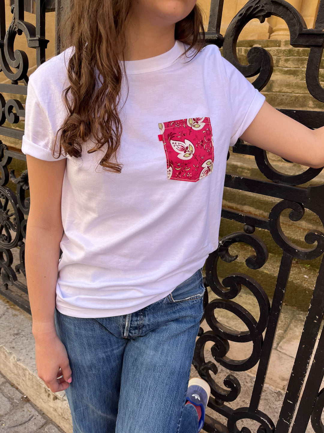 T-shirt blanc poche rose César